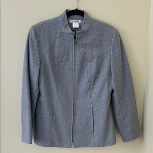 Harve Benard Women's Gray Blazer